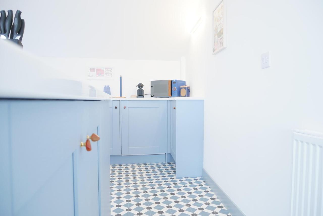 Sunset View, 2 Bedrooms In The Heart Of Holt With Parking Ngoại thất bức ảnh