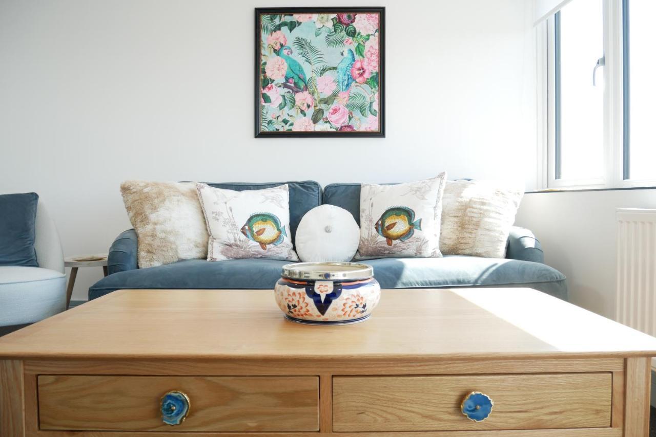 Sunset View, 2 Bedrooms In The Heart Of Holt With Parking Ngoại thất bức ảnh